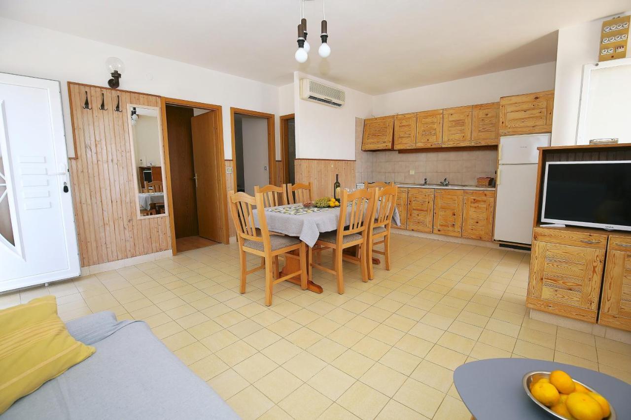 Apartments By The Sea Prizba, Korcula - 9255 Экстерьер фото